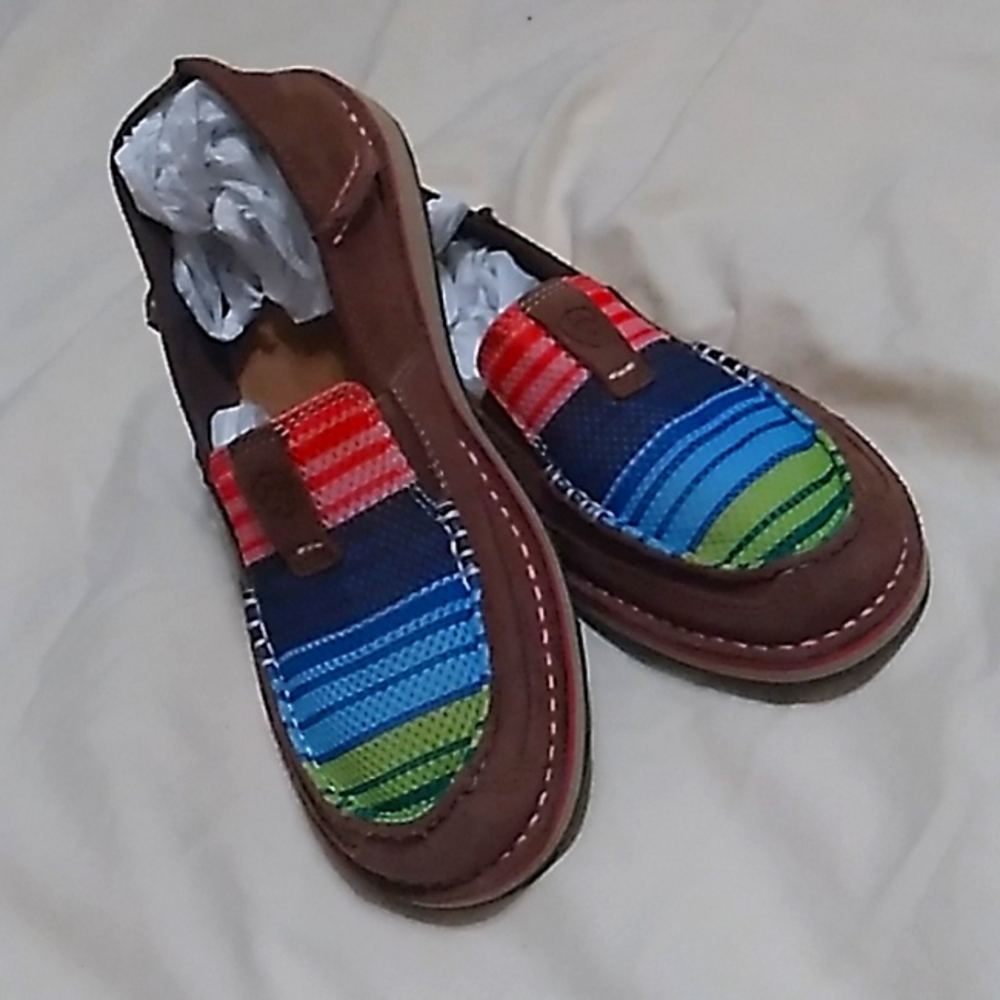 Women's Ariat cruiser colorful and comfy - Picture 1 of 10